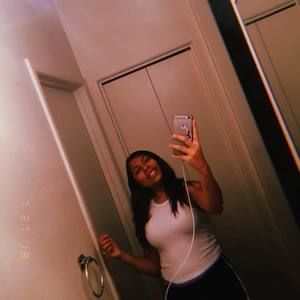 Meet your Posher, Nichole